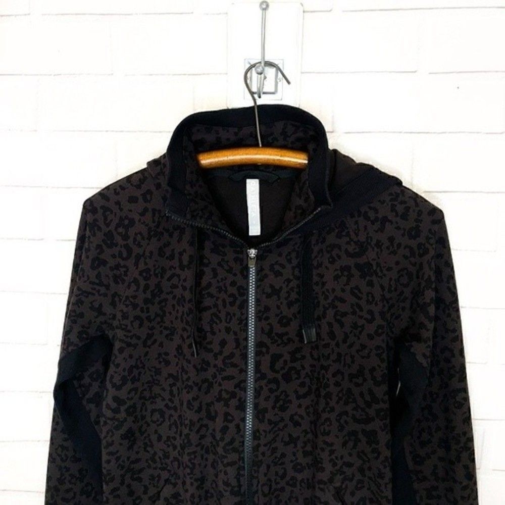 2 for $30 ATHLETA Triumph Black Leopard Print Hoodie - Picture 5 of 13